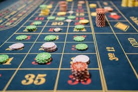 877bet